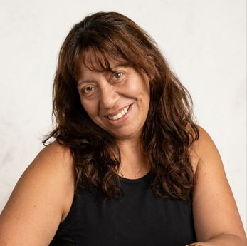 María Elena González